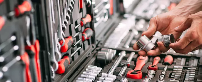5 tools for working on your car that you really shouldn’t skimp on