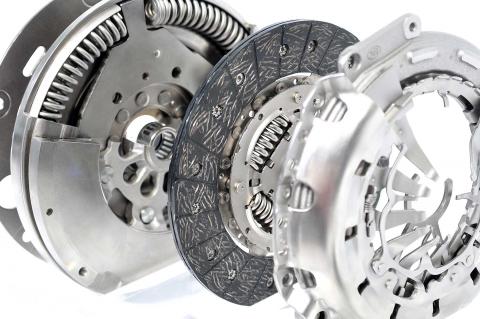 What is a dual mass flywheel (and what does it do)? What is a dual mass flywheel (and what does it do)?