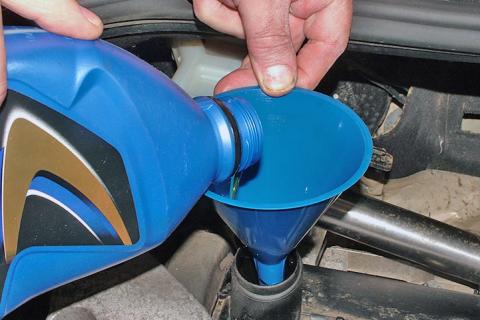 01 Top up my oil