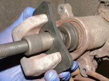 How to change a brake caliper: step 07